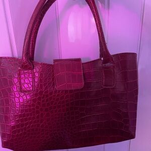 Chic Crocodile-Embossed Tote in Deep Red